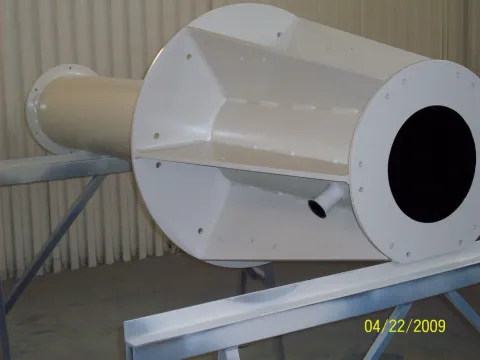 Ljusgrå ventilationsdetalj